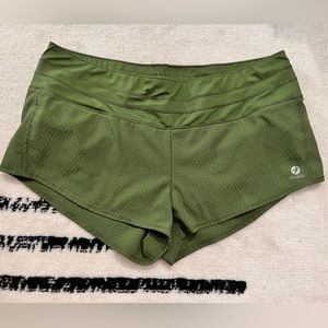 Oiselle Mac Roga Shorts